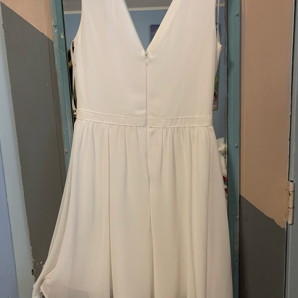 Feel like like a princess!….here’s a dress to help. You add the sparkle💖 - Picture 3 of 10